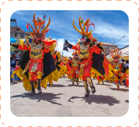 Pareja bailando danza peruana la diablada